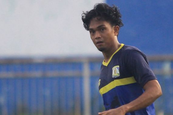Ahmad Hisyam Tolle Pernah Dilarang Bermain di Liga Indonesia Selama 4 Tahun - JPNN.COM