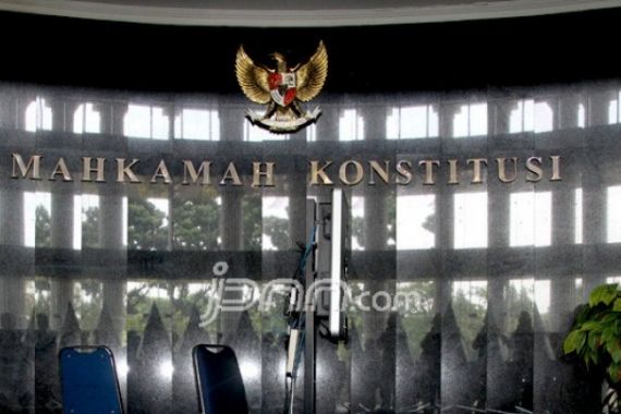 MK Tak Bisa Sembunyi di Balik Pasal 158 UU Pilkada - JPNN.COM