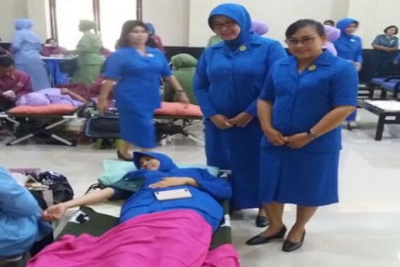 Jalasenastri AAL Melaksanakan Donor Darah - JPNN.COM