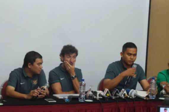 Luis Milla Tunggu Daftar Pemain Myanmar - JPNN.COM