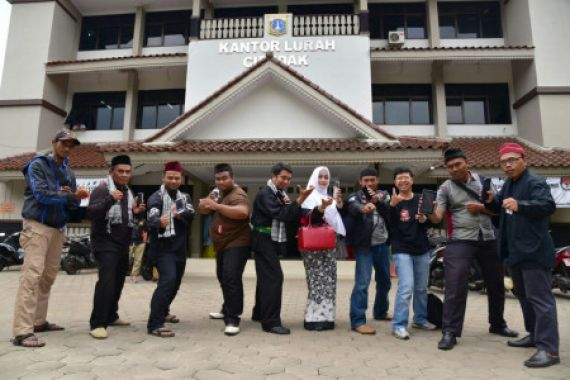 Anies Kerahkan Jawara Bersenjata HP untuk Kawal TPS - JPNN.COM