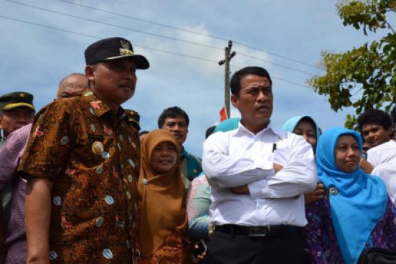 Menteri Amran Punya Tantangan Serius untuk Guru Besar - JPNN.COM