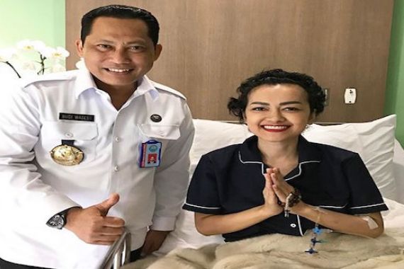 Usai Dijenguk Buwas, Jupe Langsung Unggah Foto... - JPNN.COM