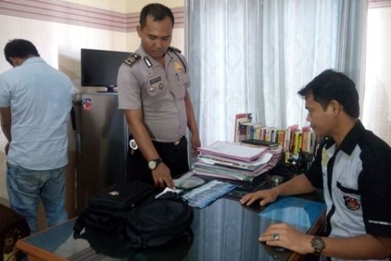 Bikin Onar di Salon, Dibawa ke Kantor Polisi, Rupanya.. - JPNN.COM