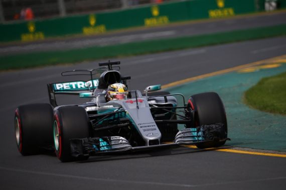 Lewis Hamilton Perkasa di Dua Kali Latihan GP Australia - JPNN.COM