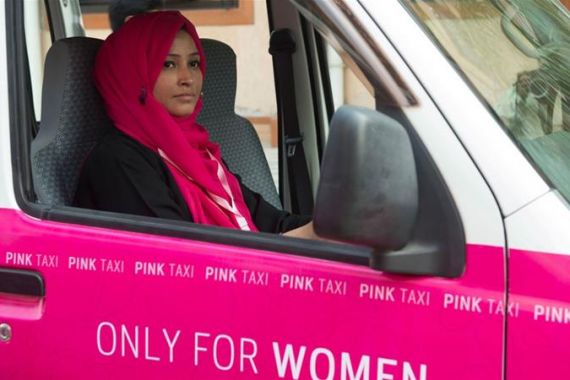 Keren..Ada Taksi Pink Khusus untuk Perempuan - JPNN.COM
