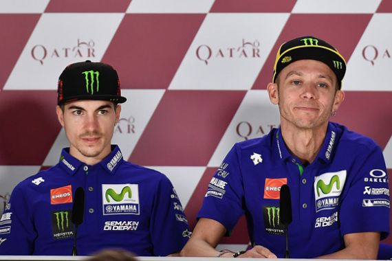 Gara-gara Vinales, Rossi Bisa Pensiun Lebih Cepat - JPNN.COM