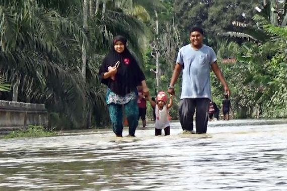 Ribuan Rumah Terendam Banjir di Aceh Utara - JPNN.COM