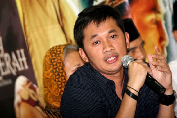 Begini Kata Hanung Bramantyo Soal Polemik Film G 30 S/PKI - JPNN.COM