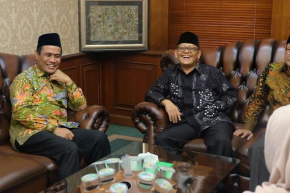 Mentan Ajak Semua Elemen Bergerak Bersama Petani - JPNN.COM