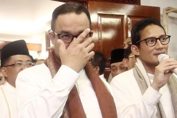 Ustaz Solmed Pimpin Doa Bagi Anies-Sandi Jelang Debat - JPNN.COM