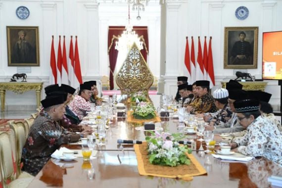 Bertemu Jokowi, Ulama Menyampaikan Sebuah Harapan - JPNN.COM