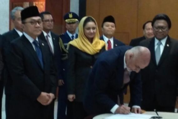 Ketua MPR Berbagi Pengalaman kepada Presiden Afganistan - JPNN.COM