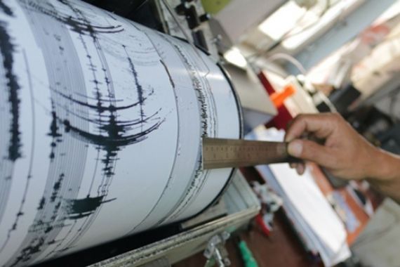Gempa 6,6 SR di Bengkulu, Pengunjung Transmart di Padang Panik, Lihat Videonya - JPNN.COM