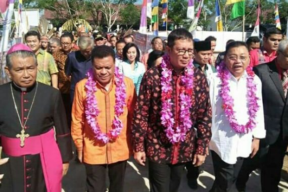 Menteri Agama Disuguhi Arak, Lucu.. Woles.. Berkesan.. - JPNN.COM