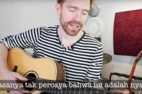 Setelah Nasi Padang, Bule Ini Tulis Lagu Soal Komodo - JPNN.COM