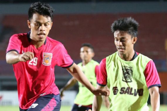 Lagi Ujian Sekolah, Dodi Terpaksa Absen Lawan Persipura - JPNN.COM