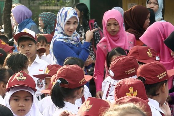 Bu Wali Serukan Gerakan 3B, Apa tuh? - JPNN.COM