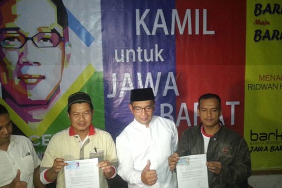 Kang Emil Tantang Bupati Purwakarta Ikut Pilgub Jabar - JPNN.COM