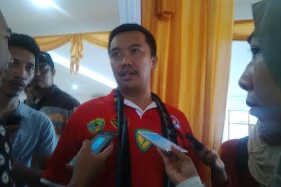 Menpora Beri Ucapan Selamat untuk Owi/Butet dari Pos Ronda di Jawa Timur - JPNN.COM