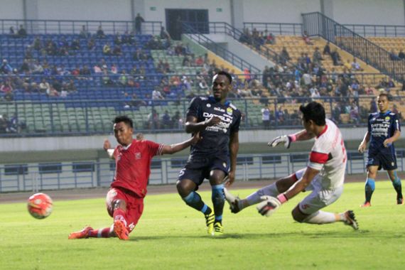 Persib Vs Arema: Ini Bukan Cuma Soal Essien - JPNN.COM