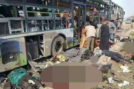 Bom Bunuh Diri Hantam Bus Pengungsi, 100 Orang Tewas - JPNN.COM