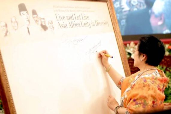 Megawati: Live and Let Live! - JPNN.COM
