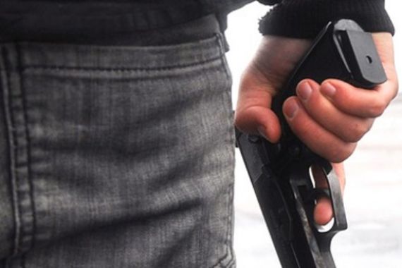 Zulkifli Dibekuk Polisi di Jambi Lantaran Bawa Senjata Tanpa Izin - JPNN.COM