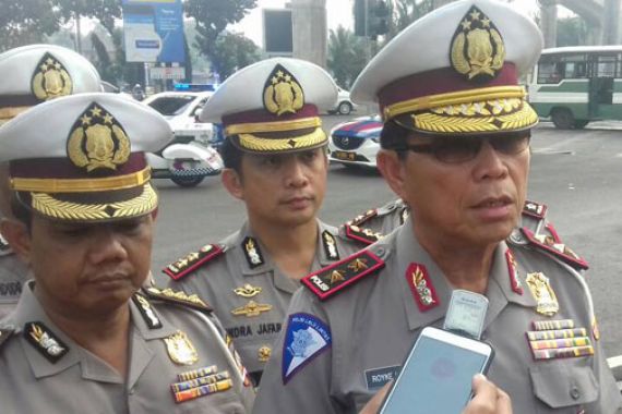 Ganjil-Genap di Tol Jakarta-Cikampek, Royke: Kami akan Kawal - JPNN.COM