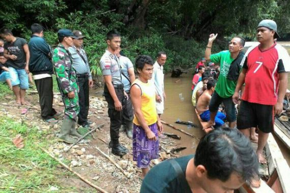 5 Korban Kapal Tenggelam Ditemukan Jadi Mayat - JPNN.COM