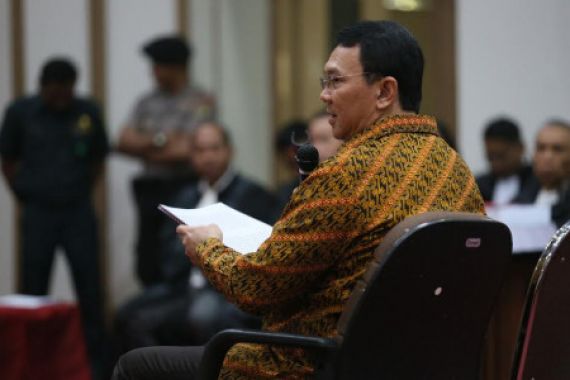 Jaksa Kasus Ahok Dinilai Ambil Kewenangan Hakim - JPNN.COM