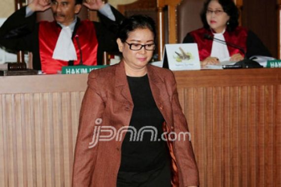 Miryam Ditangkap, Pengacara: Praperadilan Lanjut - JPNN.COM