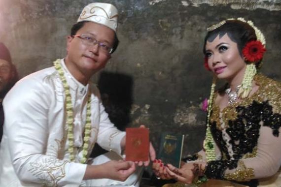 Kisah Cinta Jayanti, TKW Cirebon yang Menikah sama Pria Kaya Taiwan - JPNN.COM