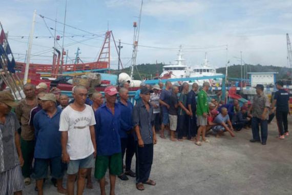 Lagi, PSDKP Tangkap 4 Kapal Vietnam Ditangkap di Perairan Natuna - JPNN.COM