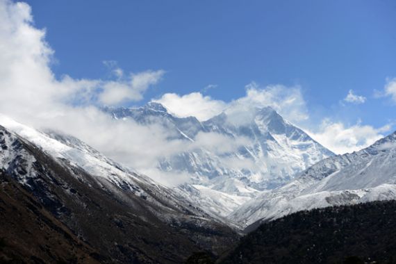 Macet di Puncak Everest, Dua Pendaki Tewas - JPNN.COM