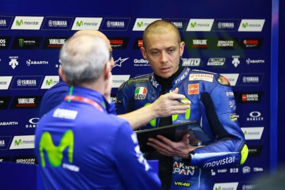 Gara-Gara Andrea Dovizioso, Valentino Rossi jadi Begini.. - JPNN.COM