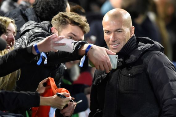 Zidane Sebut Madrid Fenomenal saat Tampil di Kandang Granada - JPNN.COM