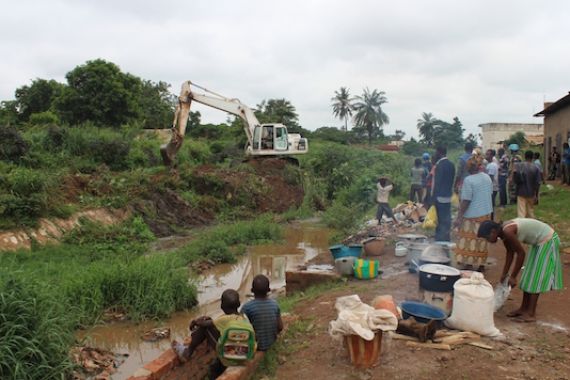 Pasukan Garuda Bersihkan Sungai di Afrika Tengah - JPNN.COM