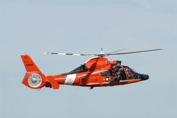 Helikopter itu Jenis Dauphin Berpenumpang Sepuluh Orang - JPNN.COM