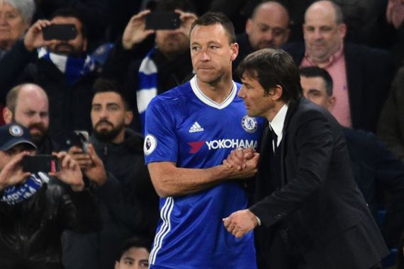 Conte: John Terry Tak Perlu Pensiun Akhir Musim Ini - JPNN.COM