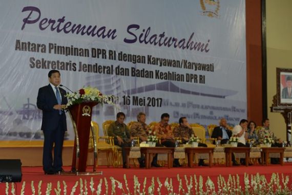 Jelang Ramadhan, Pimpinan DPR Silaturahmi dengan Seluruh Karyawan - JPNN.COM