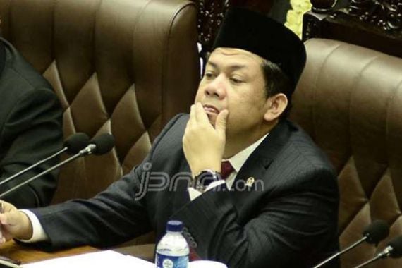 Andai Fahri Hamzah Jadi Presiden Langsung Terbitkan Perppu KPK - JPNN.COM
