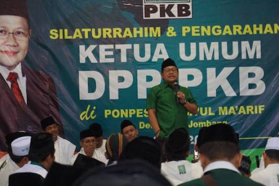Ribuan Kader PKB Sambangi Pondok Pesantren Mamba’ul Ma’arif - JPNN.COM