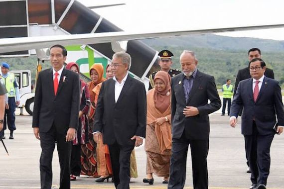 Jokowi Akan Sambut Kunjungan Raja Swedia di Istana Bogor - JPNN.COM