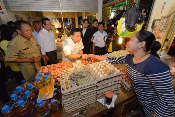 Ketua DPR RI Blusukan Ke Pasar Pandansari Kaltim - JPNN.COM
