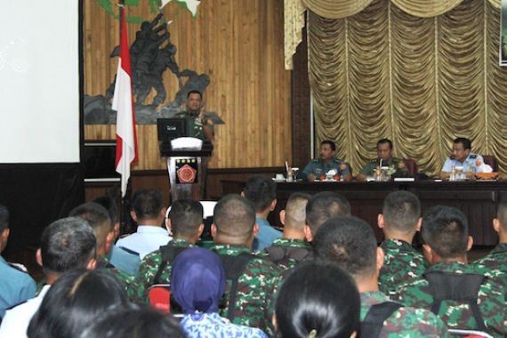 Panglima TNI: Prajurit Harus Jaga Kepercayaan Rakyat - JPNN.COM