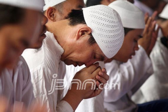 Astaga, Buku Konseling Untuk SMP/MTS kok Lecehkan Umat Islam - JPNN.COM