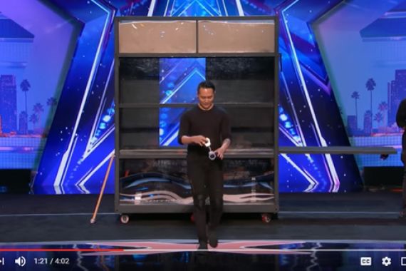 Video: Pesulap Demian Aditya Tampil Memukau di America's Got Talent - JPNN.COM