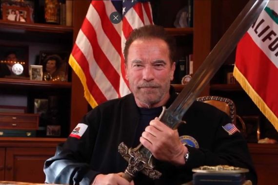 Arnold Schwarzenegger: Donald Trump Presiden AS Terburuk yang Pernah Ada - JPNN.COM
