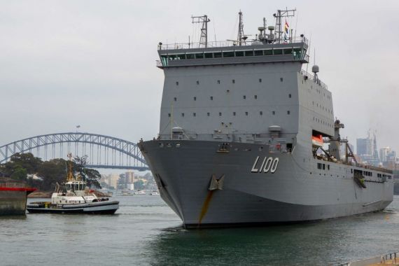 Australia Kerahkan Perahu Militer Untuk Angkut Korban Kebakaran Semak - JPNN.COM